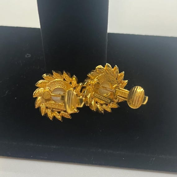 Vintage Richelieu gold tone pearl and faux diamon… - image 7