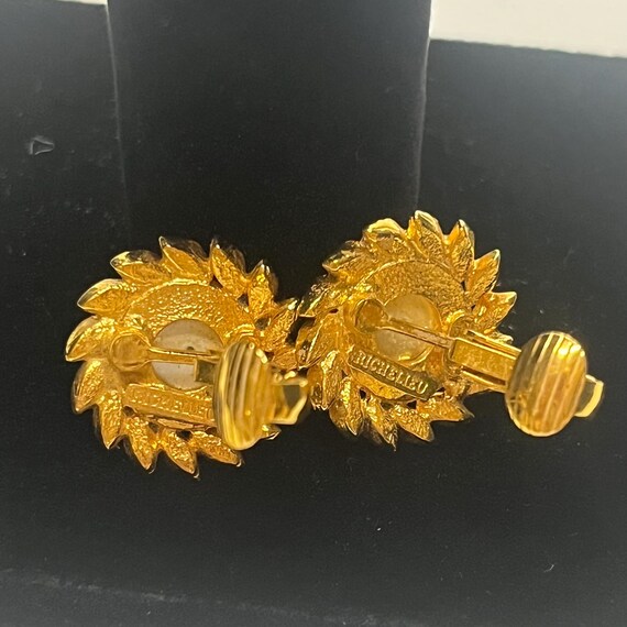 Vintage Richelieu gold tone pearl and faux diamon… - image 6