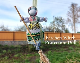Handmade Motanka Kitchen Witch Doll, Slavic Protective Amulet, Folk Decor, Baba Yaga (4.7 inch)