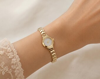 Vintage Gold Womens Watch, Dainty Tiny Gold Wrist Watch for Her, Small Minimalist Gold Jewelry Watch, Elegant Gift for Women