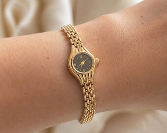 Vintage Small Gold Watch for Women, Dainty Gold Bracelet Womens Wristwatch, Black Dial