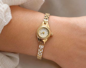 腕時計 クリスチャンディオール 45.154 オクタゴン ゴールド デイト Vintage Christian Dior 45.154 Octagon Gold Dial Date Quartz