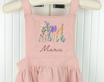 Personalized Embroidered Children's Aprons, Custom Hand-Embroidered Cotton-Linen Blend, Birthday & Holiday Gifts  T1