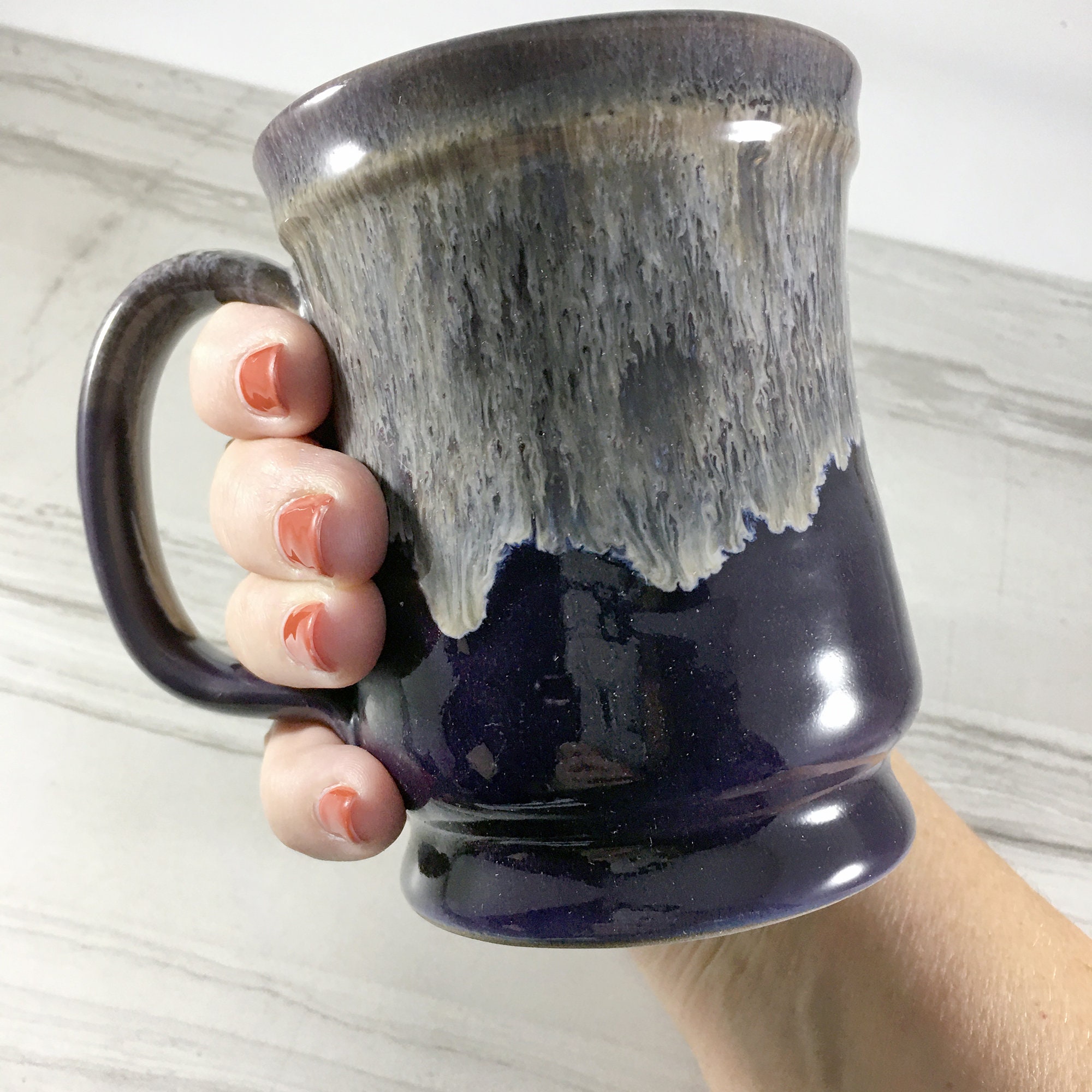 Ceramic Coffee Travel mug with handle, Amethyst Purple with black lid  pottery - BlueRoomPottery plus (+)