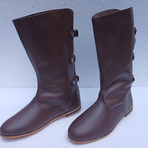 Viking Medieval Leather Boots - Authentic Norse Style, Handmade Brown Leather Footwear, Ideal for Renaissance Fairs, Cosplay