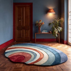 Dywan wełniany o nieregularnym kształcie, tkany ręcznie | Nowoczesny, falisty, abstrakcyjny dywan