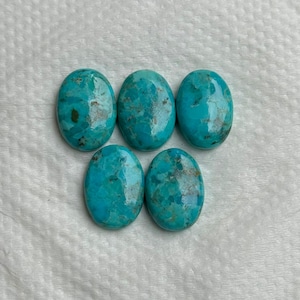 Mohave Turquoise Cabochon: Natural Oval Gemstone, AAA+ Grade