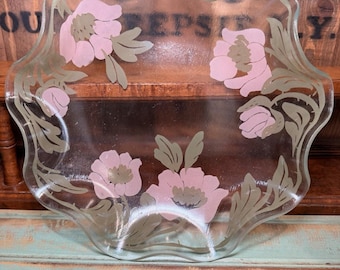 Cuenco de cristal Appleman Art Glass vintage de la década de 1950 con borde festoneado y diseño de amapola color melocotón.