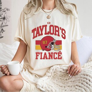 Shirt Taylor en Travis, shirt Taylor&#39;s verloofde, Kansas Football shirt met ronde hals, shirt voetbaltijdperk voor wedstrijd, shirt verloofde
