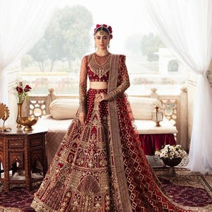 Bridal dress | Red bridal dress | Pakistani wedding dress | Indian wedding dress | Luxury pakistani dress | Bridal red lehanga choli