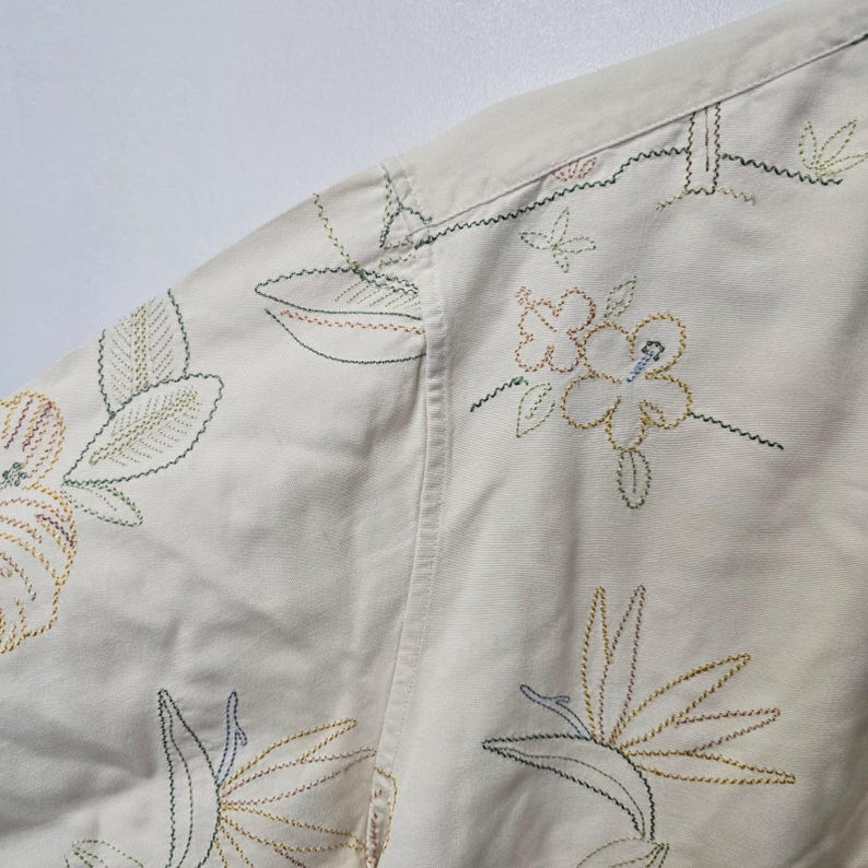 Pathfinder Mens Cream Tropical Embroidered Short Sleeve Button Down Shirt 3741 画像 2