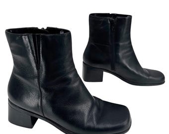 Vintage 90s Madeline Stuart Black Leather Square Toe Zip Ankle Boot 6.5M