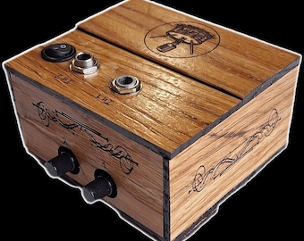 Handmade Oak Guitar Stompbox Mixer: 2-Channel Preamp