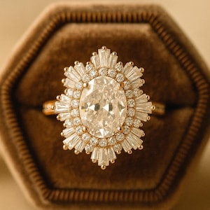 Vintage Oval Moissanite Ring: Gold Baguette Art Deco Jewelry