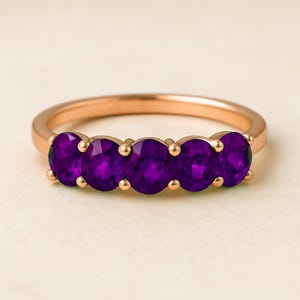 Amethyst Band Ring, Purple Amethyst Round Stone Band, Birthday Gifts, Eternity Wedding Ring, Birthstone Ring, Amethyst Jewelry, Promise Ring