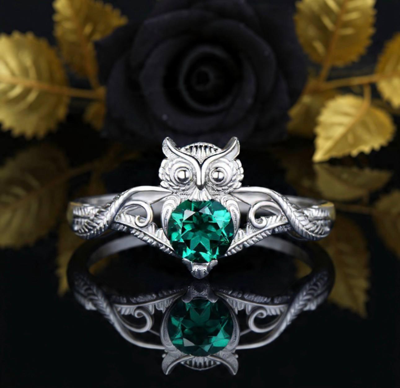 Unique Branch Twig Vine Owl Engagement Ring Round Green Emerald Nature Bridal Wedding Ring Antique O