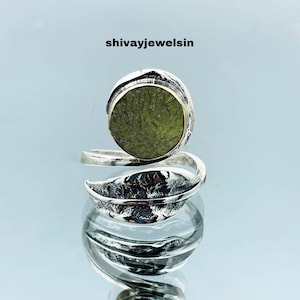 Dainty Moldavite Ring: Vintage 925 Sterling Silver Gemstone