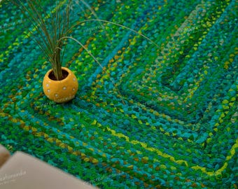 手作りグリーン編みチンディラグ エコフレンドリー ボヘミアンフロアマット リサイクルコットンエリアラグ リビングルーム 寝室 装飾 廊下ランナーラグ