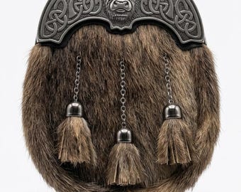Highland Cow Fur Sporran – Antique Silver Celtic Cantle Kilt Pouch