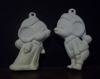 Ceramic bisque christmas ornament (kissing mr & mrs santa mouse  ) U-PAINT