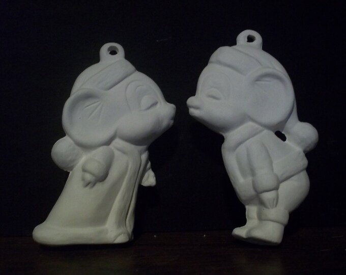 Ceramic bisque christmas ornament (kissing mr & mrs santa mouse  ) U-PAINT