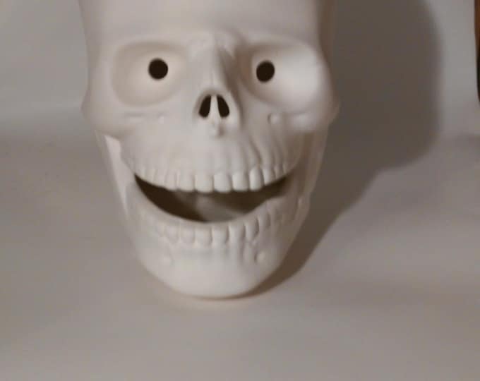 Ceramic bisque  ( Lg Skull Cut  ) U-Paint