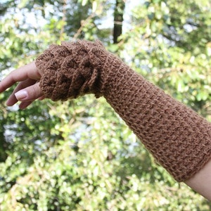 CROCHET PATTERN: Dragon Gloves Crocodile Stitch Wristwarmers image 3