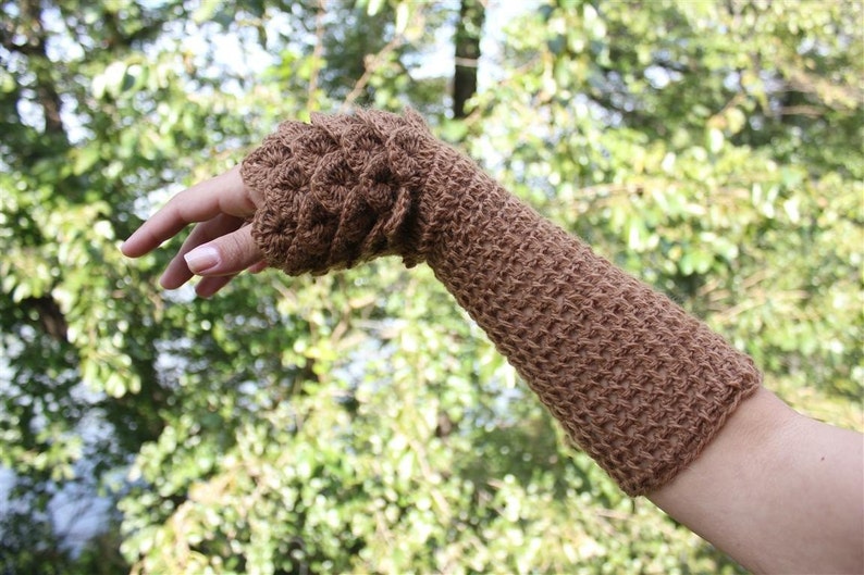 CROCHET PATTERN: Dragon Gloves Crocodile Stitch Wristwarmers image 3