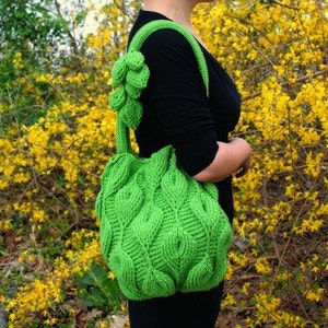 Crochet PATTERN: Embossed Leaves Purse