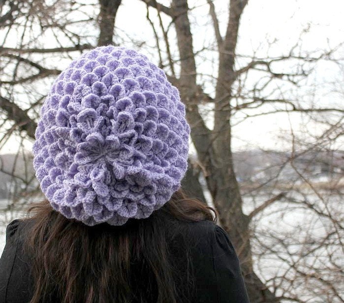 40 Dragon Scale Crochet Patterns: Unleash Your Creativity with Unique Designs! 17 Crochet Pattern: Crocodile Stitch Slouchy Beret