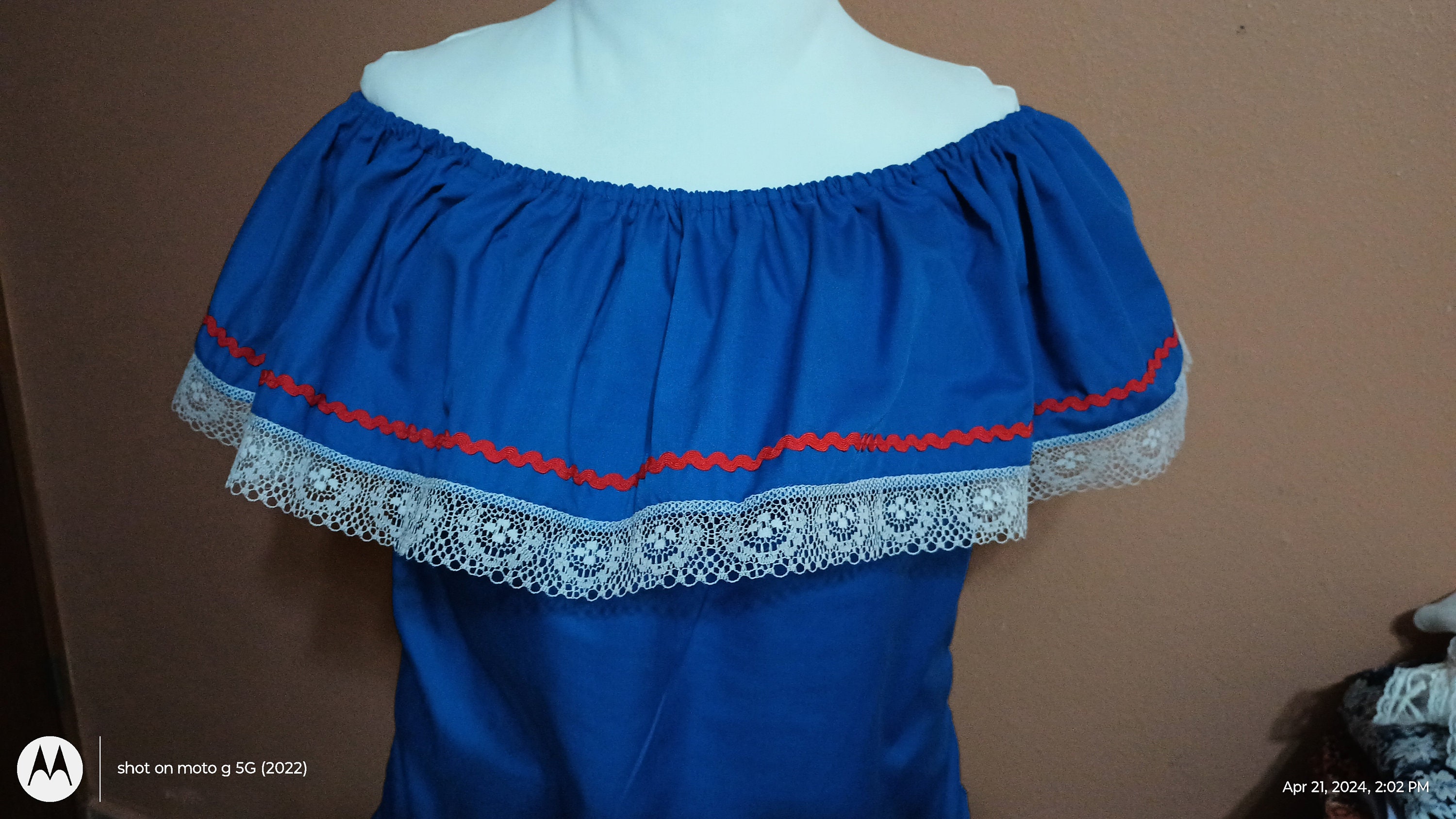 Bomba blouse with lace decorations, Jíbara or Campesina Blouse to match with your skirt. Any size. Made to order.