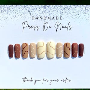 Fall nails | Fall press on nails | Custom press on nails | Autumn nails | Autumn press on nails | Brown nails | Chocolate nails | Matte nail
