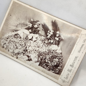 Victorian Post Mortem Flower Arrangement Cabinet Card Photo