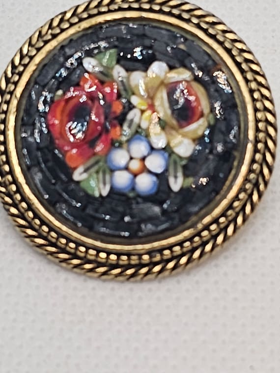 Round Floral Micro Mosaic Brooch - image 4