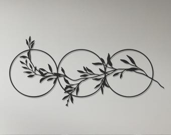 Botanical Circle Metal Wall Art, Modern Minimal Nature Inspired Wall Decor for Living Room, Bedroom, Office or Entryway, Stylish Leaf Accent