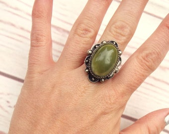 Vintage Poison Ring - Victorian Revival Ring - Locket Ring - Agate Ring - Victorian Locket Ring - Victorian Poison Ring