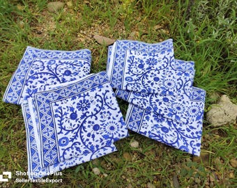 Servilletas de tela con estampado floral azul índigo - Juego de 6 servilletas de algodón estampadas a mano con bloques.