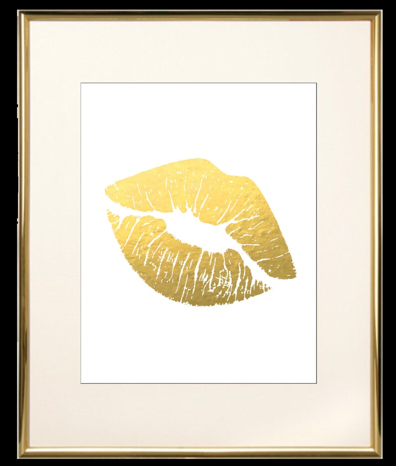 LIPSTICK kISS in gold ready to print.Frame displayTransfer Etsy