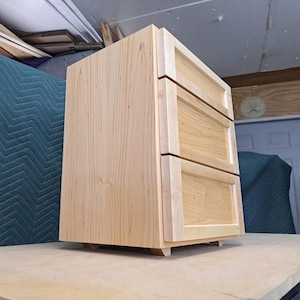 17.5&quot; 3-Drawer Cabinet