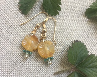 Citrine flower earrings - stone earrings - gold earrings - floral earrings -yellow earrings