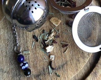 Blue & White Tea Infuser: Loose Leaf Tea Strainer with Ceramic Beads