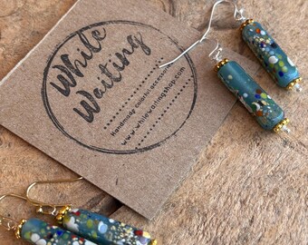 Pendientes de cristal mexicano verde moteado