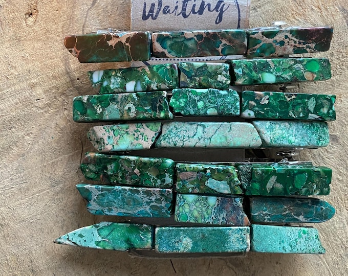 Extra large emerald green stone hair clip/ 4 inch green hair barrette / druzy hair clip/ hair accessory raw stone hair clip/ hair barrette