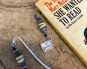 Teacher charm bookmark/ paper bead charm bookmark / teachers gifts for readers