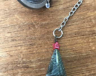 Christmas tree Tea infuser/ green and red tea infuser/ tea strainer / loose leaf tea strainer/ loose leaf tea infuser