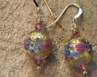 Pendientes vintage de oro y cristal con forma de pastel de bodas veneciano