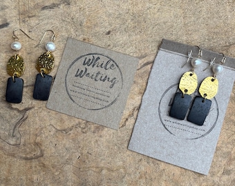 Pendientes de perla de agua dulce, oro y madera reciclada: Joyería bohemia