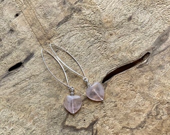 Heart rose quartz threader earrings/ Rose quartz sterling silver earrings / heart rose quartz earrings/ silver statement earrings