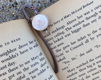 Seashell charm bookmark/ vintage copper beach bookmark / beach gifts for readers