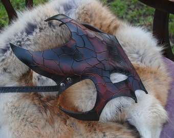 Cracked Earth Great Dragon Leather Mask